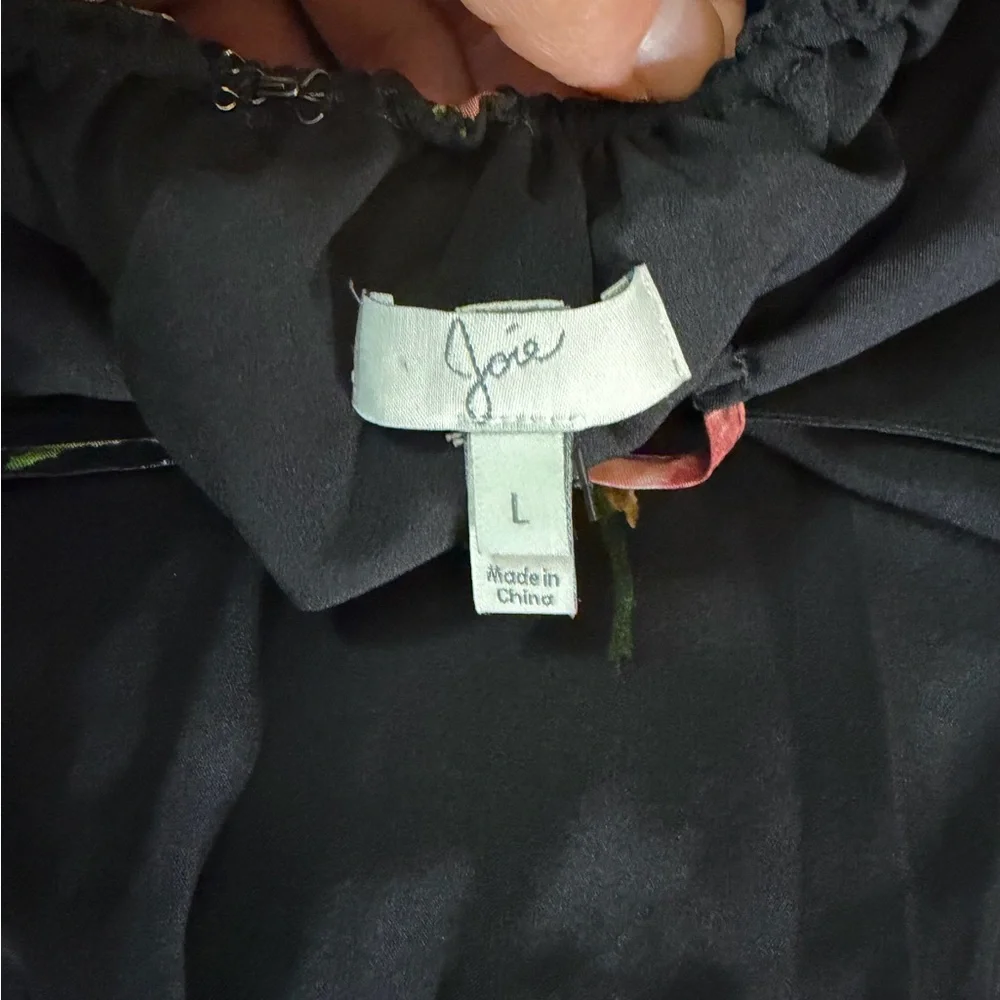 Joie Black Floral Sleeveless Blouse - Picture 3 of 3